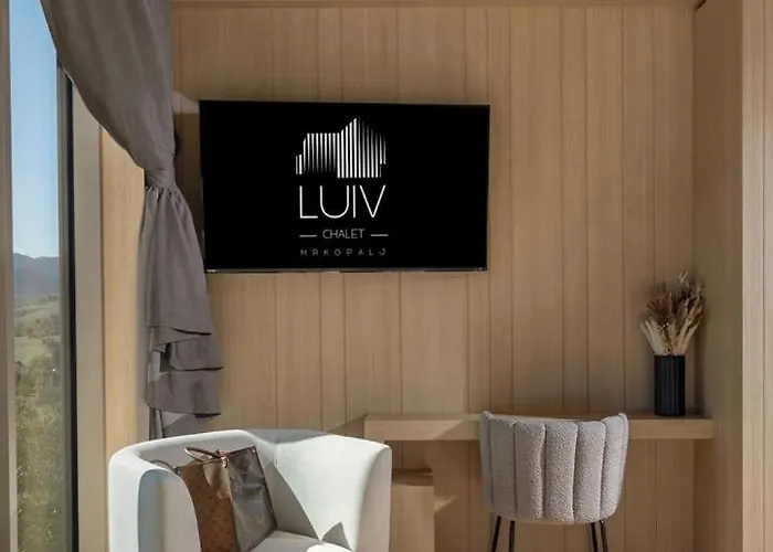 ヴィラ Luiv